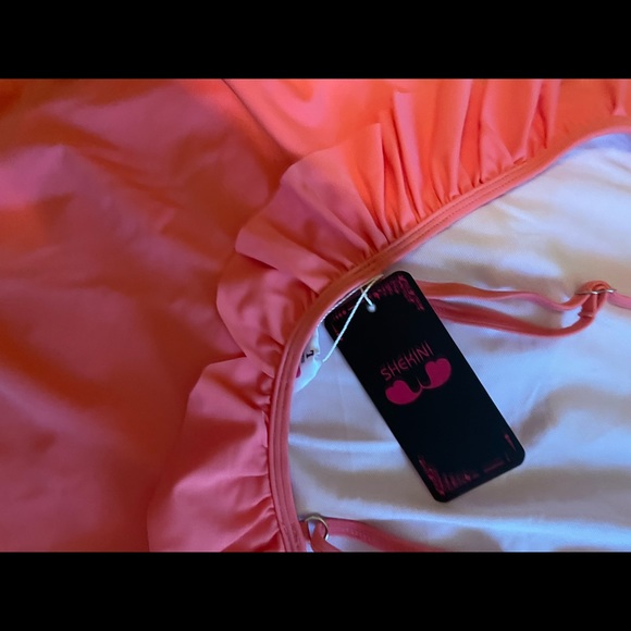 Melon Ruffle Trim Swimsuut - Picture 3 of 3